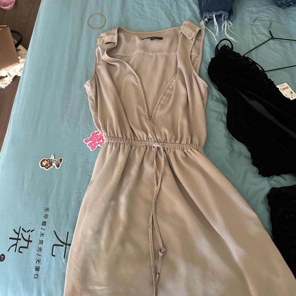 Dynamite grey Sleeveless Midi Dress 2/50$